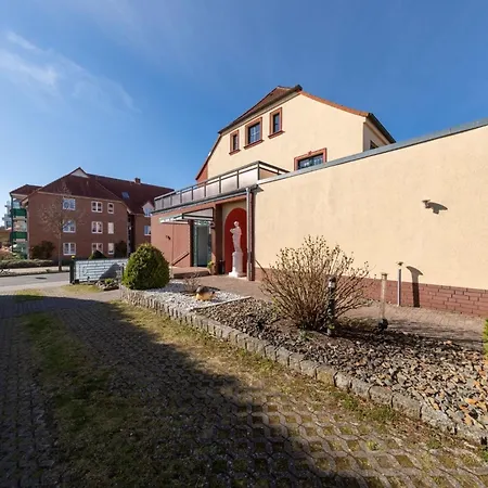 Apartment Haus Diana - Turmfalke Waren (Müritz)