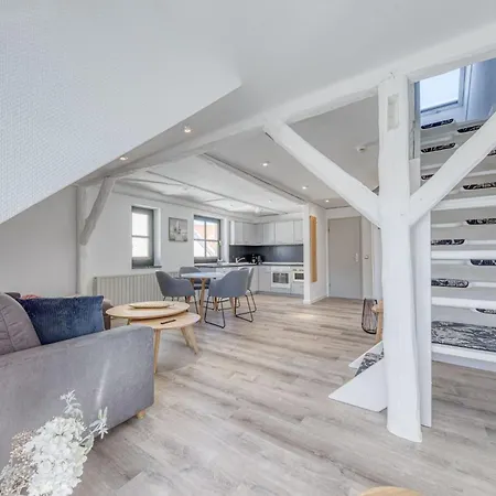 Haus Diana - Turmfalke *